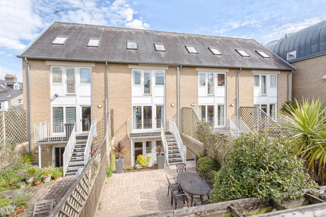3 Bedroom Jesus Green Townhouse With Parking كامبريدج المظهر الخارجي الصورة